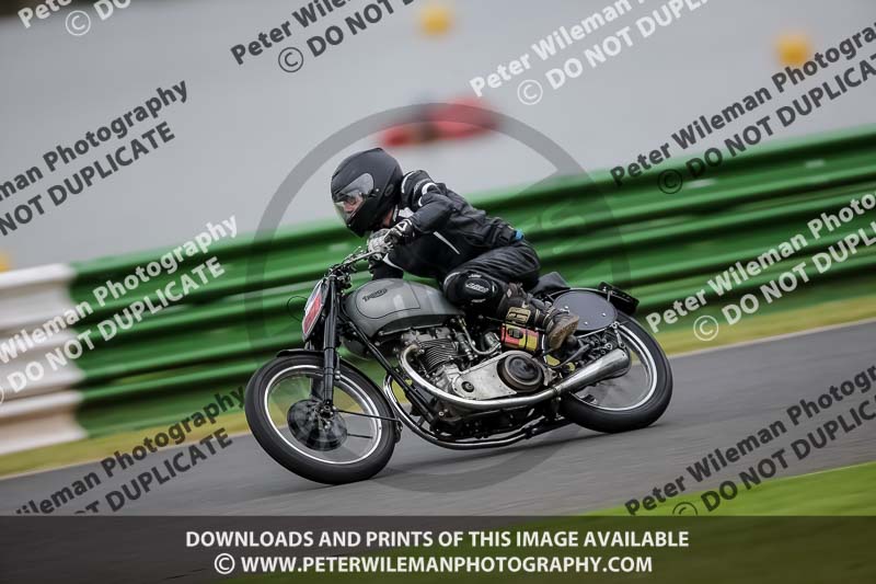 Vintage motorcycle club;eventdigitalimages;mallory park;mallory park trackday photographs;no limits trackdays;peter wileman photography;trackday digital images;trackday photos;vmcc festival 1000 bikes photographs